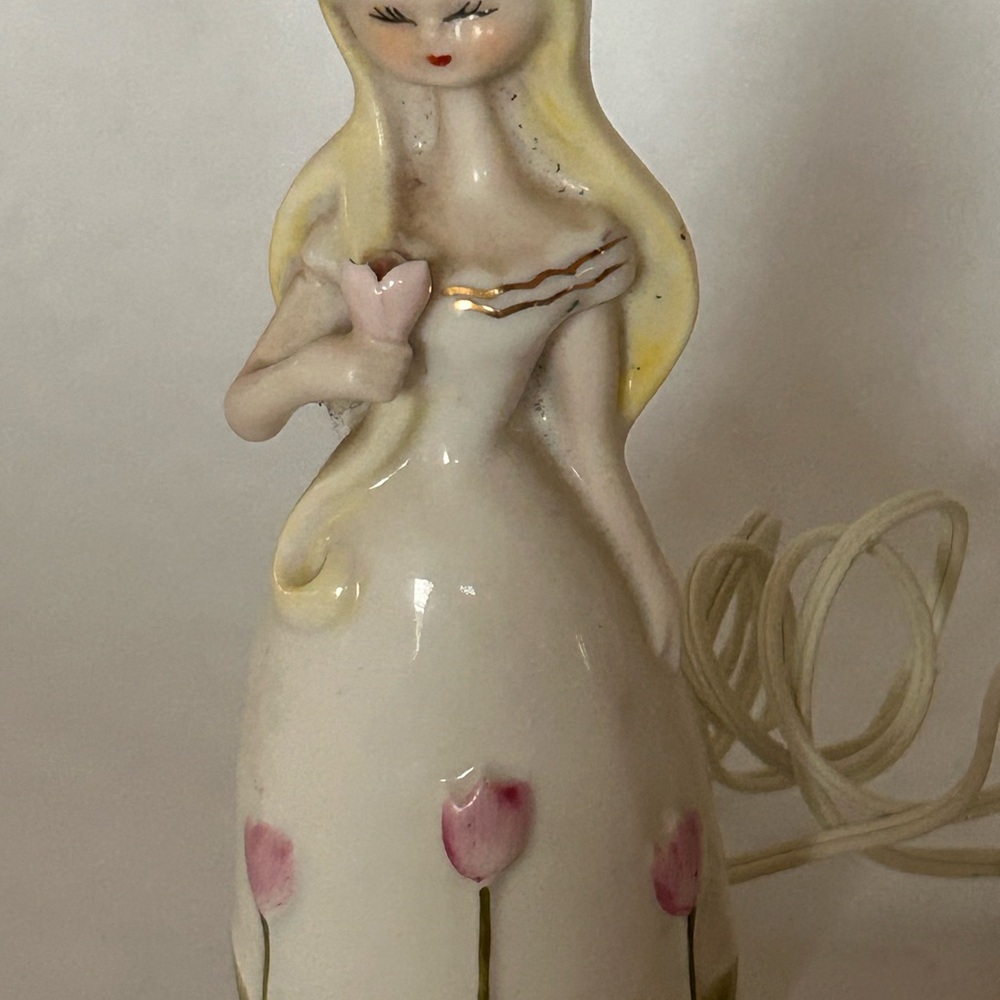 Vintage Nightlight Girl Flowers‎ Ceramic Cottagecore Decor Lamp Parts only READ - Picture 2 of 5